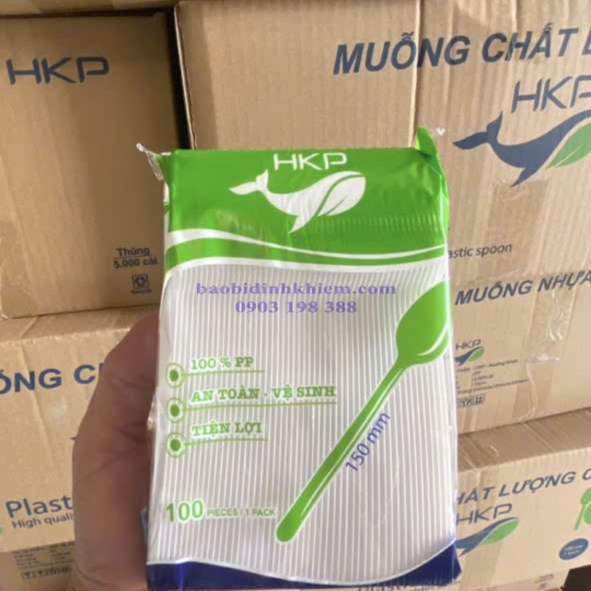 Muỗng nhựa HKP dài 15cm trắng